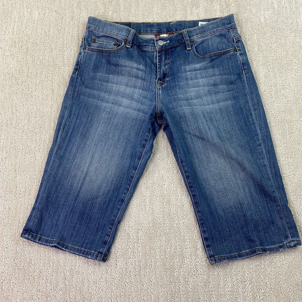 Lucky Brand Womens Capri‎ Blue Denim Size 31